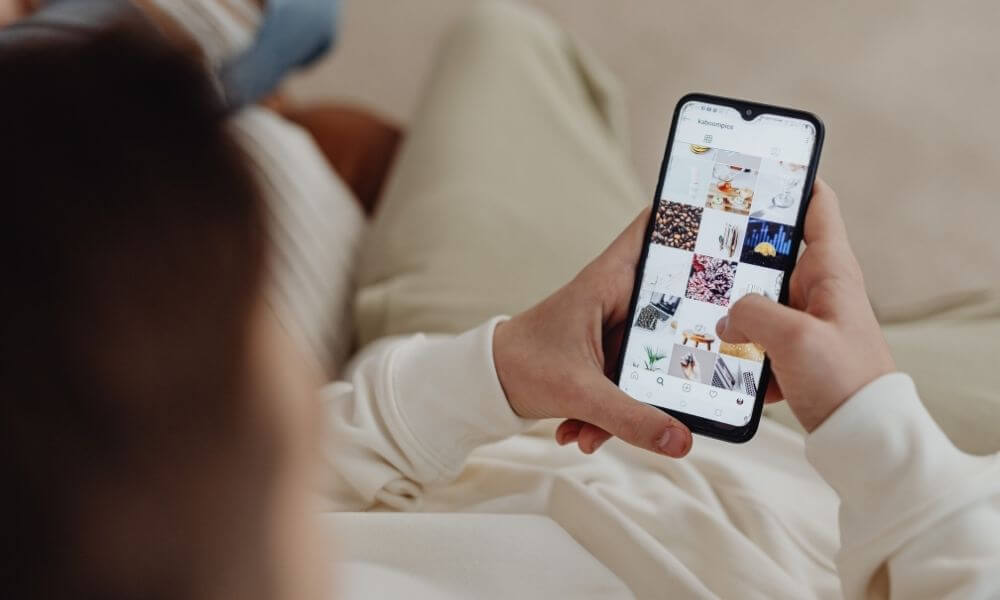 instagram reelsek görgetése